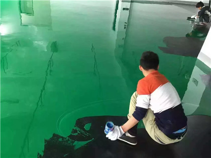 恩阳下面给你一份环氧地坪漆施工的完整流程